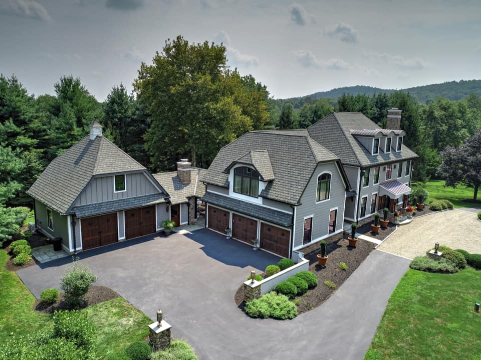 Roofing services Newtown Grant, PA